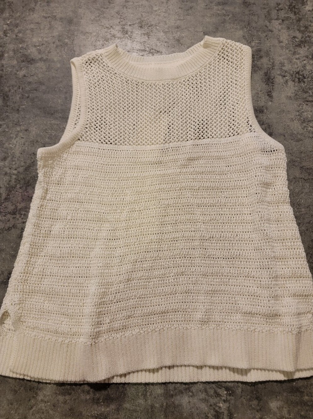 NWT Weekend Los Angeles XS Crochet Style Top